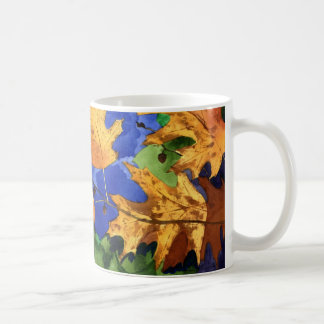 Le chêne d'automne laisse la tasse