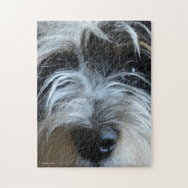 Le chiot observe le puzzle (Vertical)