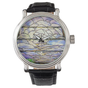 Le ciel opacifie la montre florale en verre
