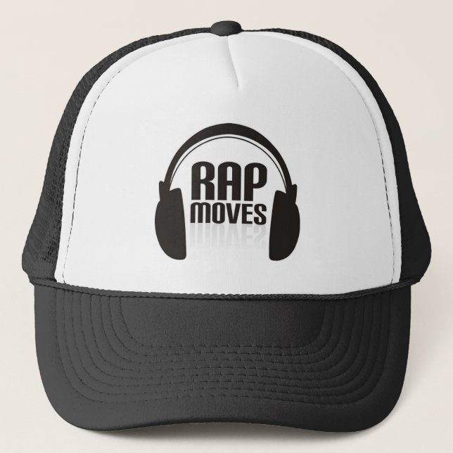 Le coup sec et dur déplace le casquette de camion (Devant)