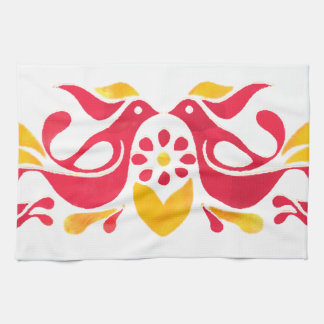 Le cru a inspiré la serviette de thé d'oiseaux