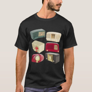 Le cru transmet par radio le T-shirt de