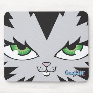 Le lapin Kitty font face au tapis de souris