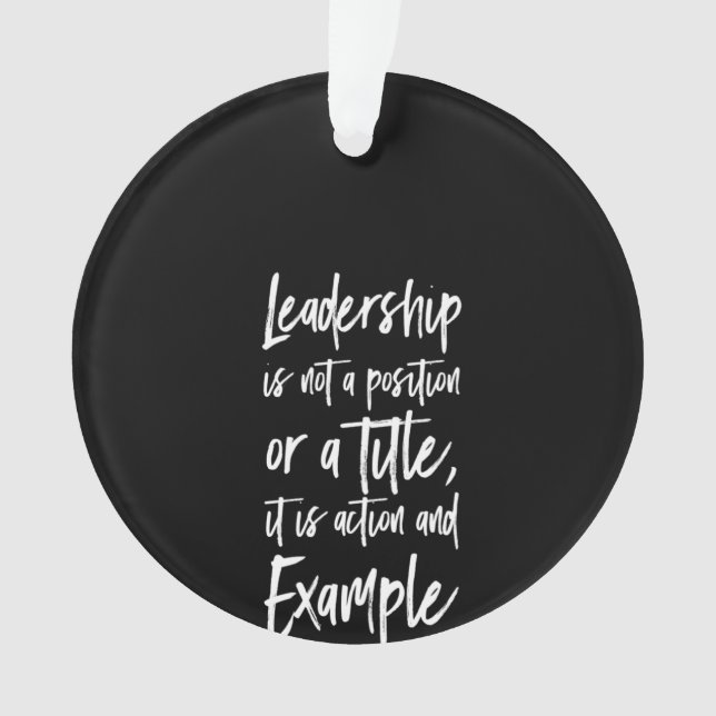le leadership est un exemple (devant)