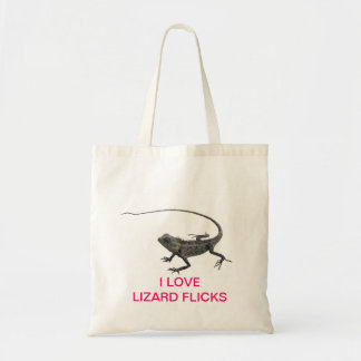 Le lézard effleure le sac fourre-tout