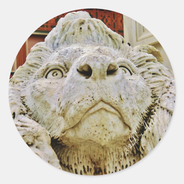 Le lion distant de Massa, autocollant rond, (Devant)