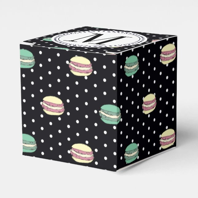 Le Macaron polkadot Favor Box (Front Side)