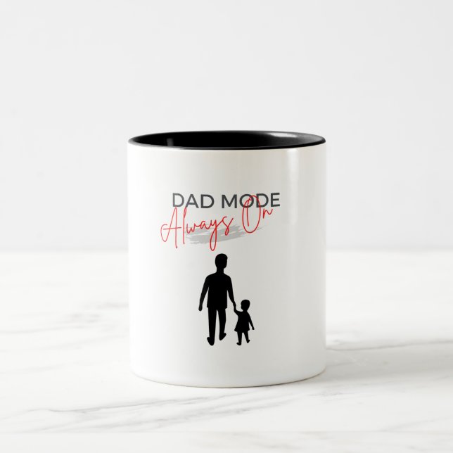 Le mode Papa rouge noir toujours sur Mug (Centre)