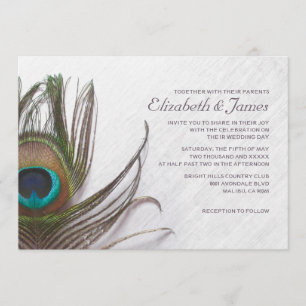 Le paon moderne fait varier le pas des invitations