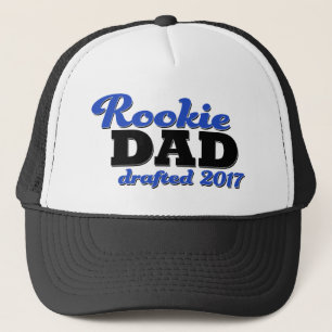 Le papa novice a rédigé le nouveau casquette drôle
