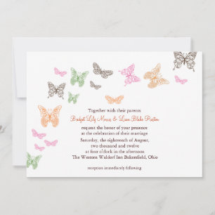 Le papillon embrasse le faire-part de mariage