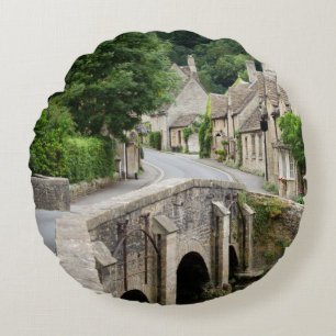 Le pont dans le château Combe, coussin rond