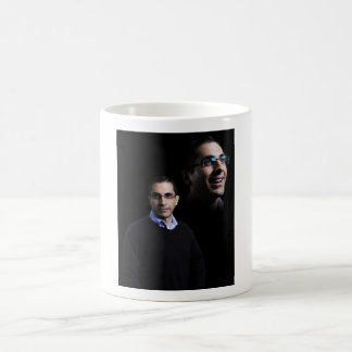 Le portrait d'Angelo sur une tasse