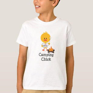 Le poussin de camping badine le T-shirt