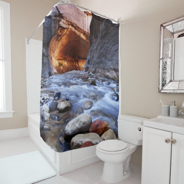 Le rideau de douche Utah du parc national Narrows  (En situation)