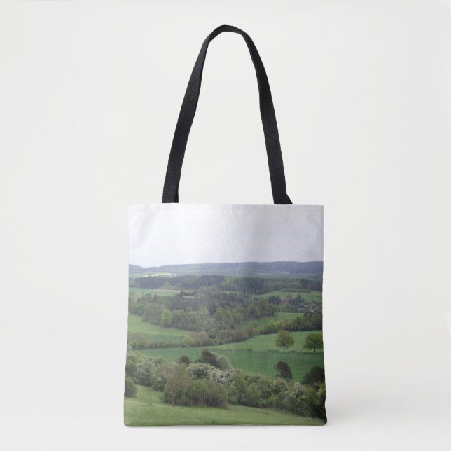 Le Sac fourre-tout des terres vertes et plaisantes (Devant)