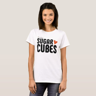 Le sucre cube le T-shirt de base des femmes