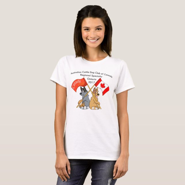 Le T-shirt de la femme de base (Devant entier)