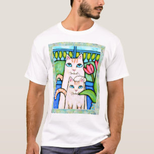 Le T-shirt de la fille de chats de Kitty
