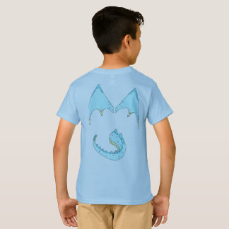 Le T-shirt de mamie de formation du garçon