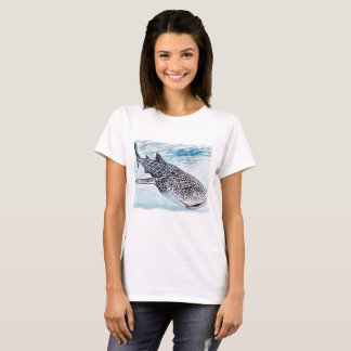 Le T-shirt des femmes d'illustration de requin de