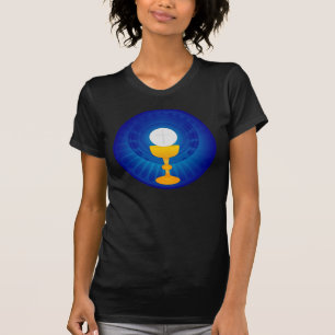 Le T-shirt des femmes saintes d'eucharistie