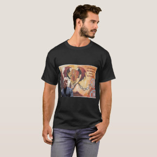 Le T-shirt foncé de base des hommes audio de