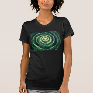 Le T-shirt foncé des femmes de galaxie en spirale