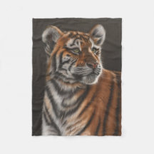 Le tigre CUB tondent la couverture