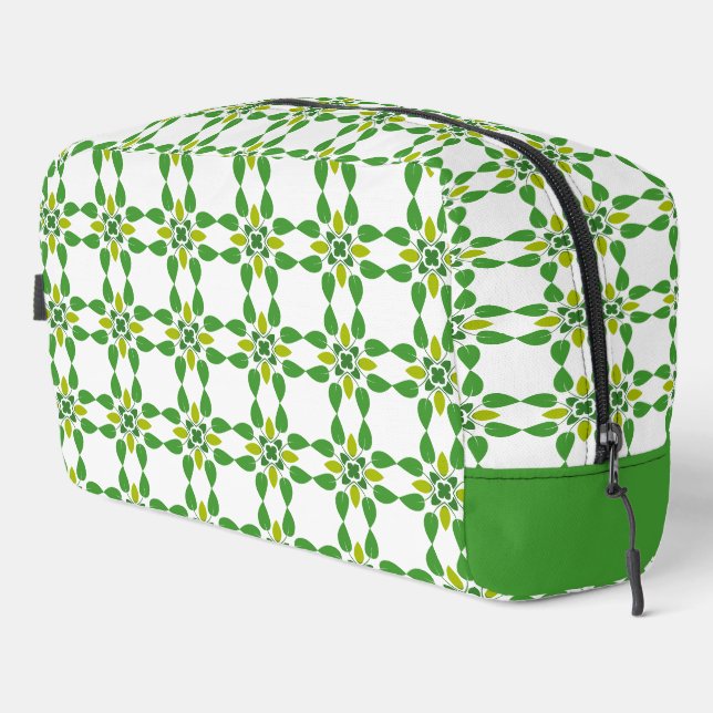 Leaf Pattern, Pattern Of Leaves, Green Leaves Dopp Kit (Right Corner)