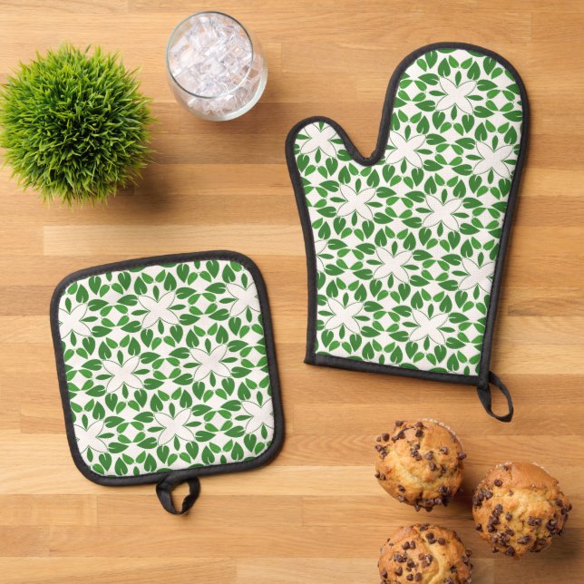 Leaf Pattern, Pattern Of Leaves, Green Leaves Oven Mitt & Pot Holder Set (Top Down)