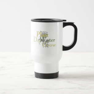 L'eau d'usine de fouille élèvent la tasse de