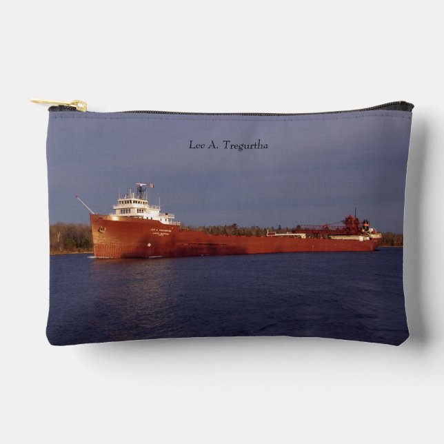 Lee A. Tregurtha zipper bag (Front)