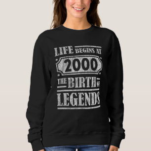 Legend Born in 2000 Retro Vintage Birthday Gift Sweatshirt