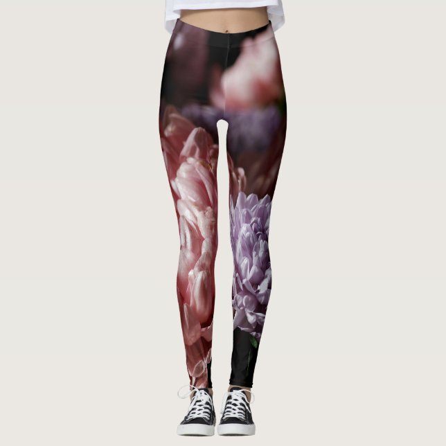 Leggings Bouquet d'aster rose : éclairage baroque. (Devant)