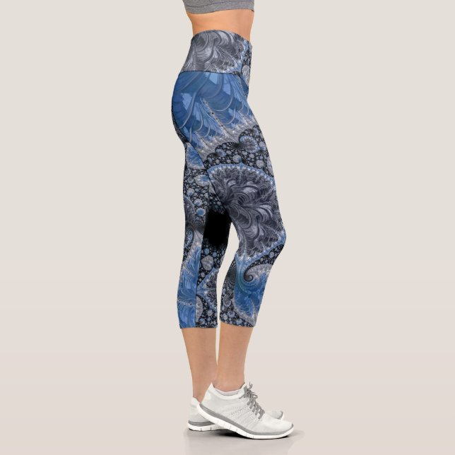 Leggings Capri Abstrait bleu et noir complexe fractal (Droite)