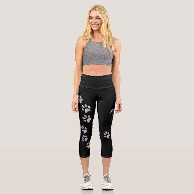 Leggings Capri Arrière - plan noir Silver Dog Paws Motif d'impres (Recto)