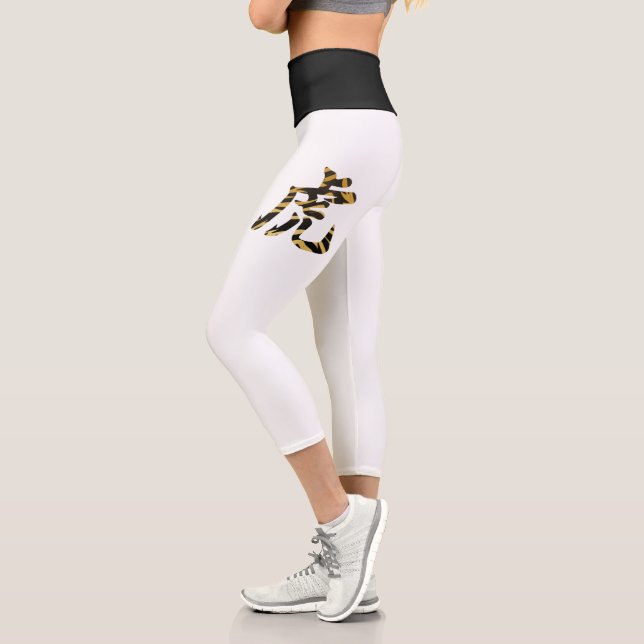 Leggings Capri Chinois Nouvel An du Tigre 2022 Lettres chinoises (Gauche)