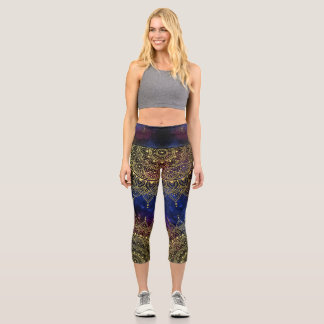 Leggings Capri Elégant or sur Nebula foncé Floral Henna Mandala