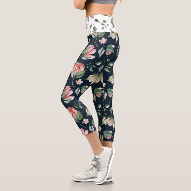 Leggings Capri floraison printanière de minuit (Gauche)