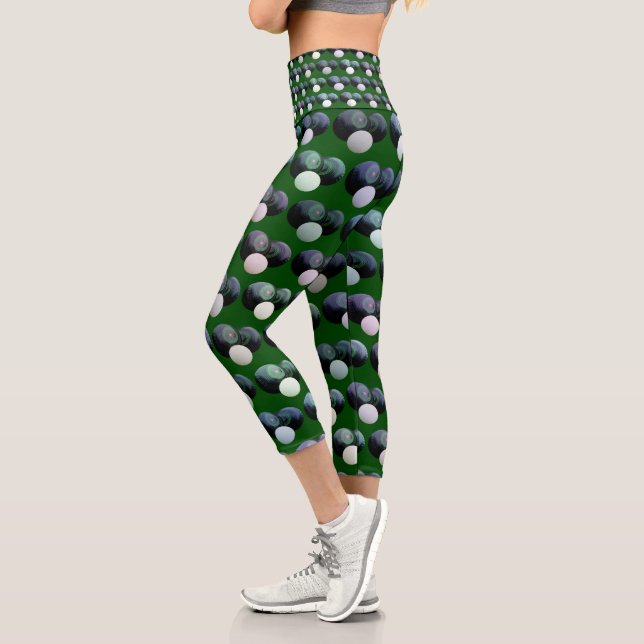 Leggings Capri Harmonie de roulage : Bol de pelouse vert avec Jac (Gauche)