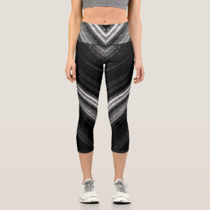 Leggings Capri Lignes de chevron de galaxie noire en argent métal
