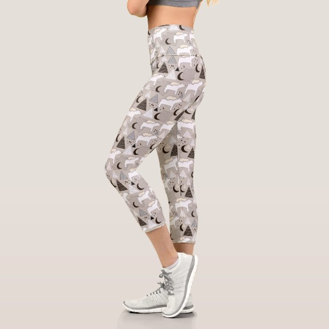 Leggings Capri Motif de l'ours de bois du mignon Doodland (Gauche)