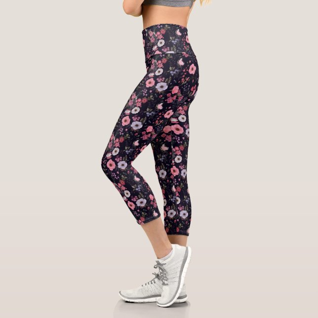 Leggings Capri Motif Rose D'Été En Noir (Gauche)