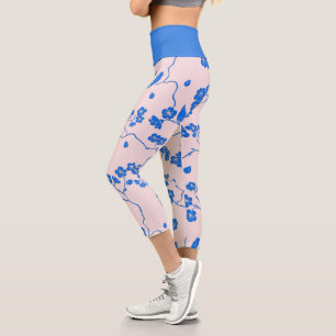 Leggings Capri Oiseaux sur les fleurs de cerisier Bleu sur Blush