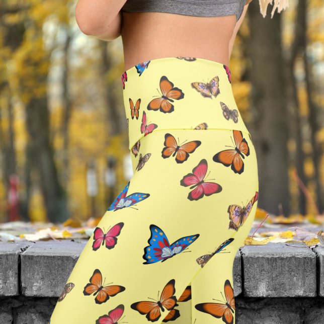 Leggings Capri Papillons colorés sur le Yoga Motif canarien (Colorful Butterflies on Canary)
