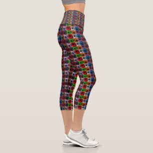 Leggings Capri Soccer Balls Pop Art,