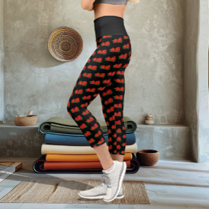 Leggings Capri Tatouage de roses traditionnelles rouges gras noir
