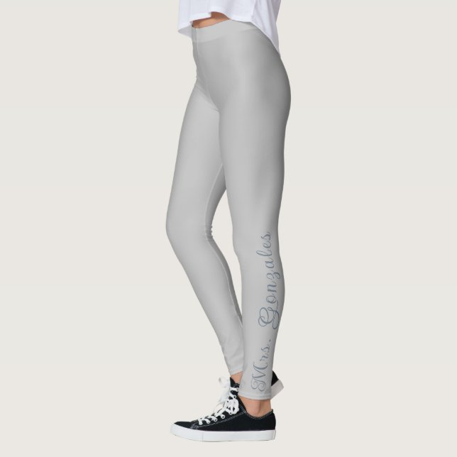 Leggings Chrome Argent & Bleu Ardoise Mariée Moderne Person (Gauche)