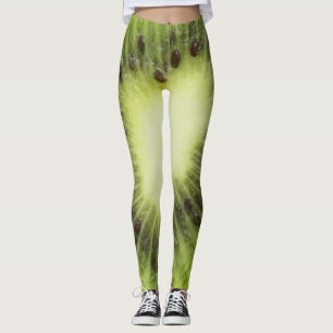 Leggings Du kiwi frais. Closeuse à tranche ronde isolée